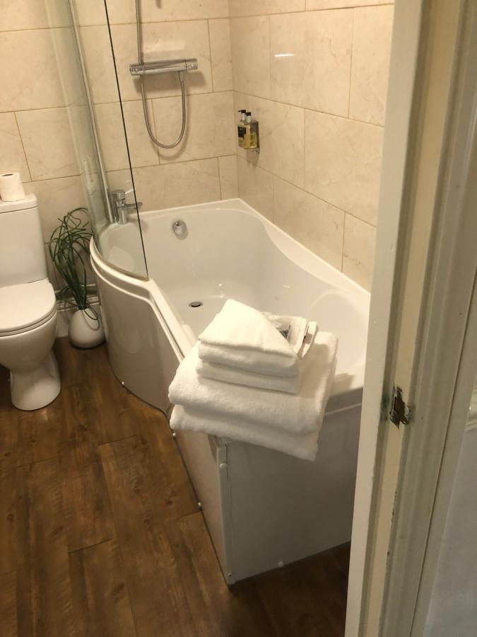 Melton Guest House ยอร์ค ภายนอก รูปภาพ