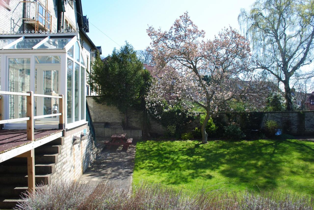 Melton Guest House ยอร์ค ภายนอก รูปภาพ