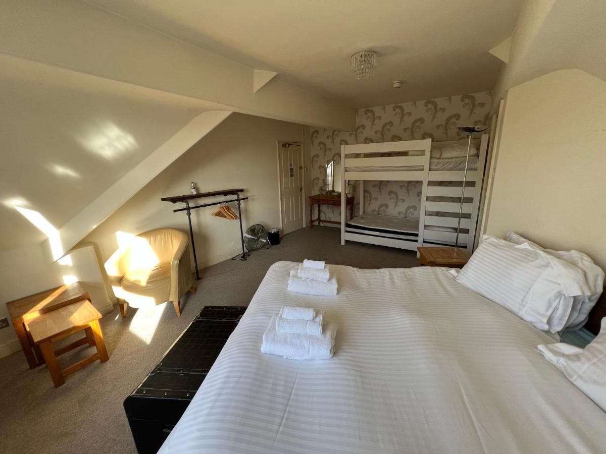 Melton Guest House ยอร์ค ภายนอก รูปภาพ