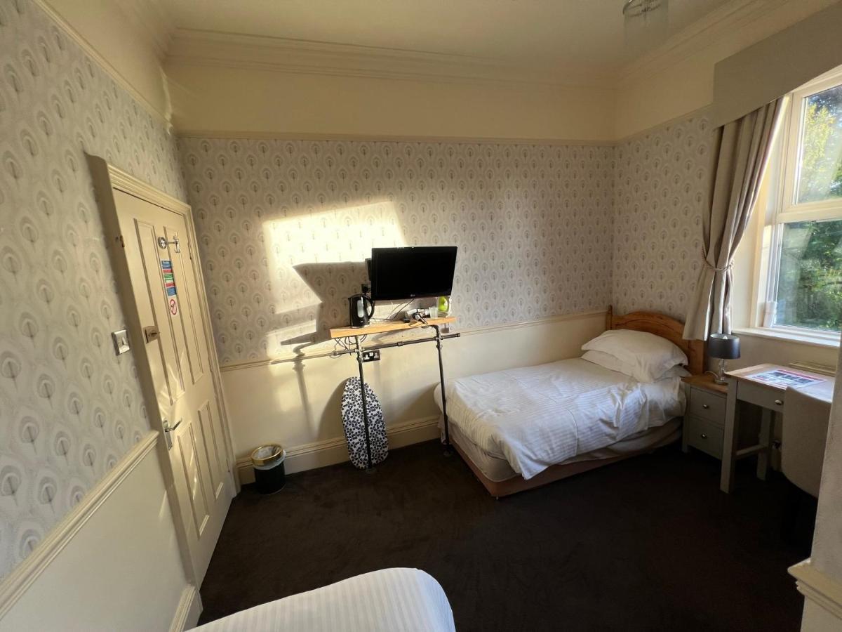 Melton Guest House ยอร์ค ภายนอก รูปภาพ