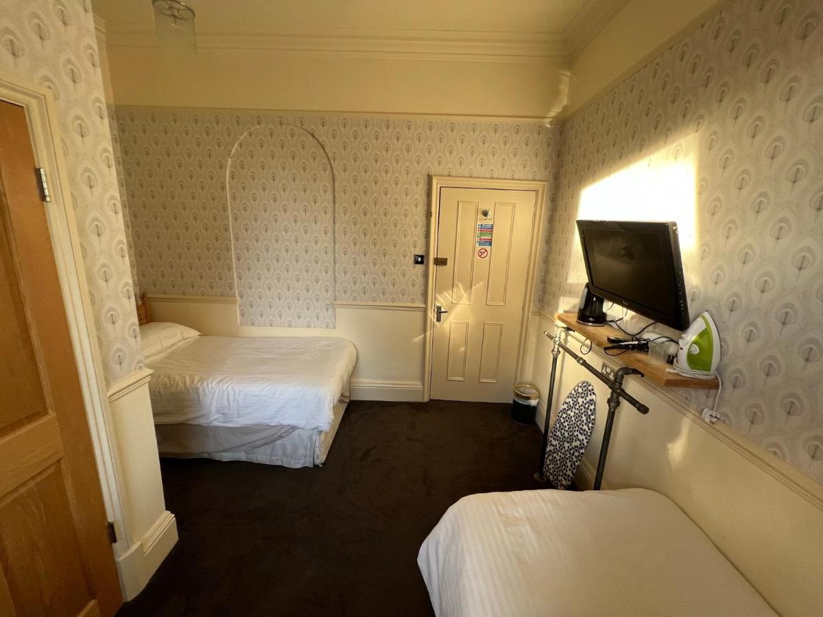 Melton Guest House ยอร์ค ภายนอก รูปภาพ